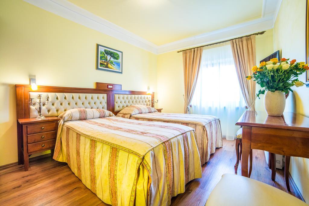 Aparthotel Katalyma 828 Канфанар Экстерьер фото