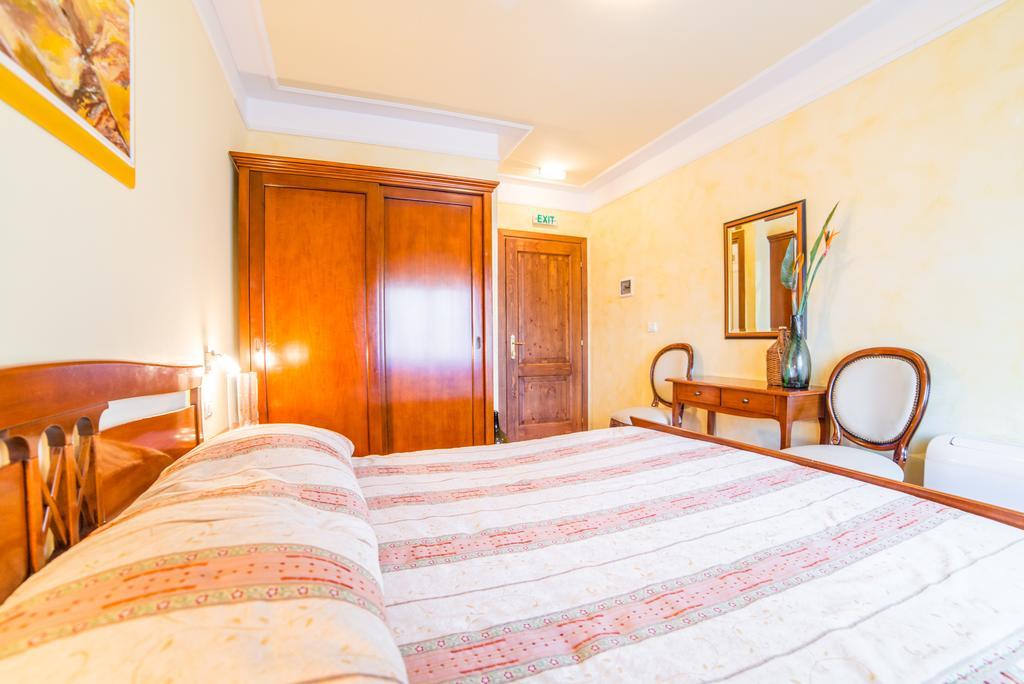 Aparthotel Katalyma 828 Канфанар Экстерьер фото